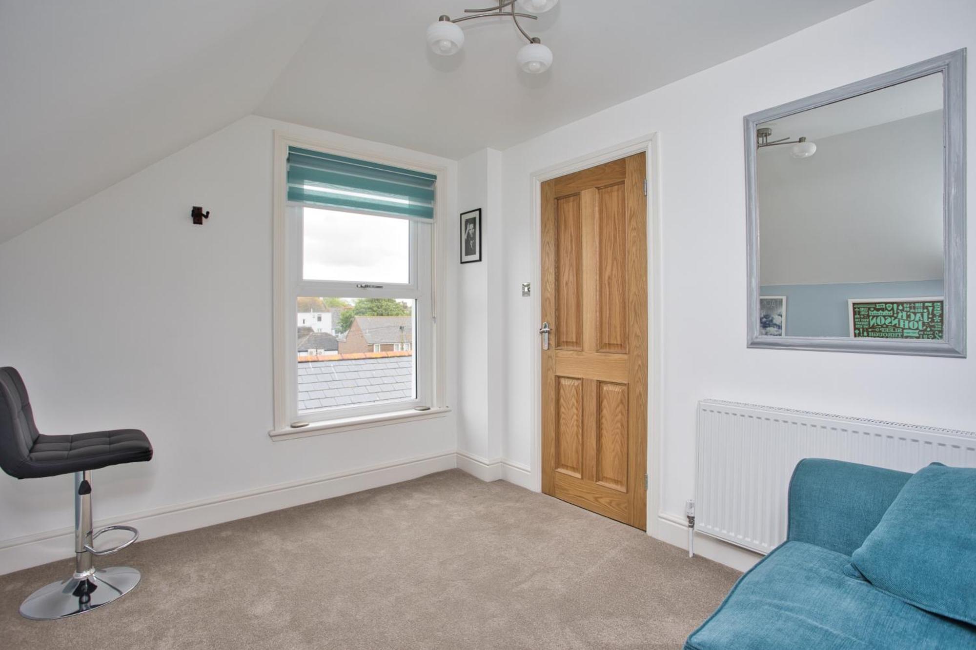 Spacious Seaside Escape In The Heart Of Deal, 4 Mins From The Beach エクステリア 写真