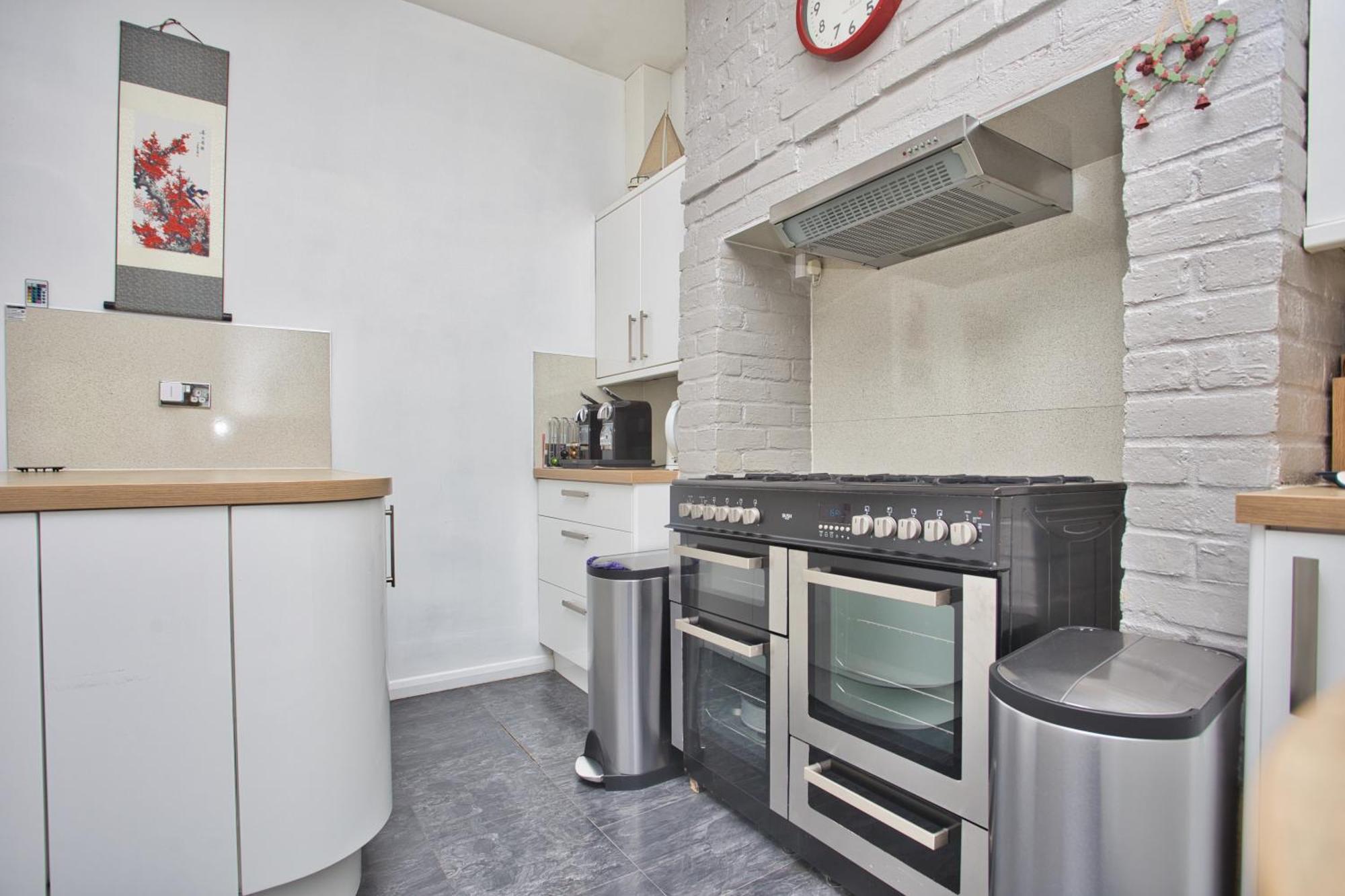 Spacious Seaside Escape In The Heart Of Deal, 4 Mins From The Beach エクステリア 写真